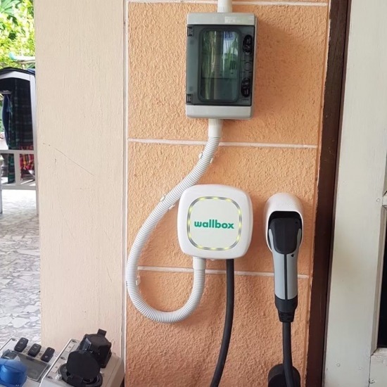 Wallbox store ev charger